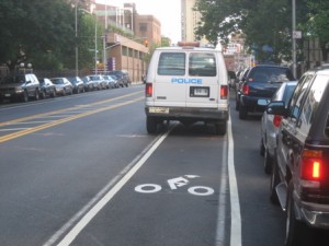 police_car_in_bike_lane_3